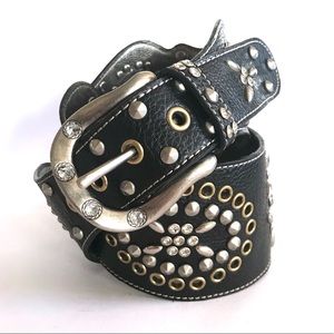 Kathy Van Zeeland Contour Flower Faux Leather Belt